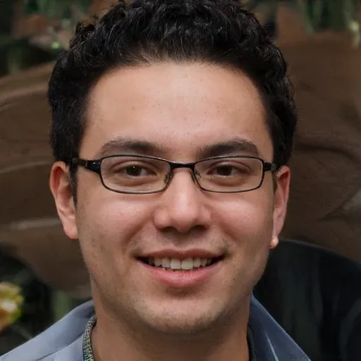 Javier L.